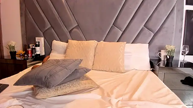 Živý XXX chat brenda_nova18