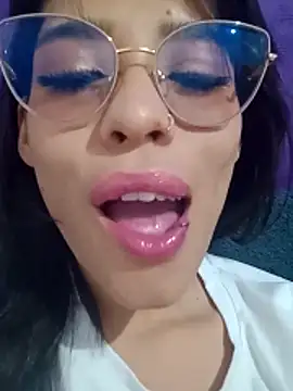 Chat XXX en directo de avalustyy