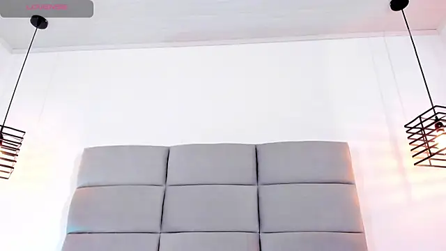 SensuallJenn's Live XXX Chat