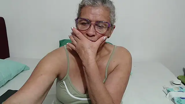 Вебкам-шоу candy_mature_