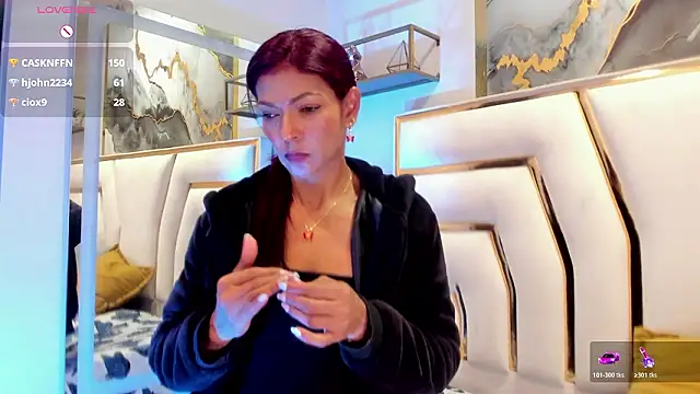 دردشة HannaPetit الجنسية المباشرة