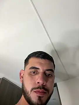 Dimitri_Bass Live XXX-Chat