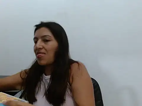 Chatroom XXX en direct de SarahFriendly