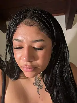 Chat XXX ao vivo de SashaLiciosa_