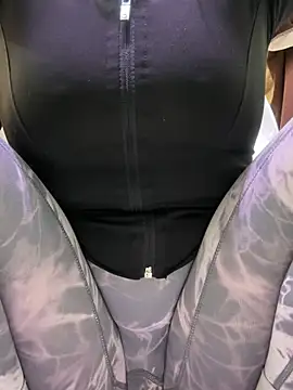 Živý XXX chat kim_monti