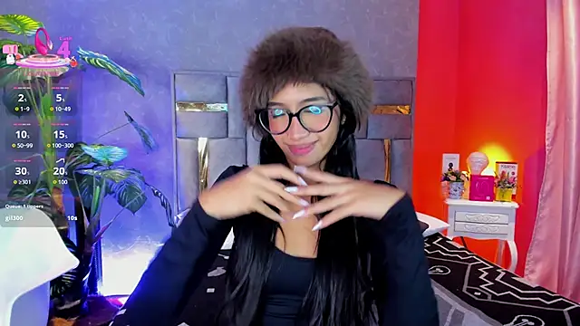 Tyla_Ks Adlı Modelin Canlı XXX Sohbeti