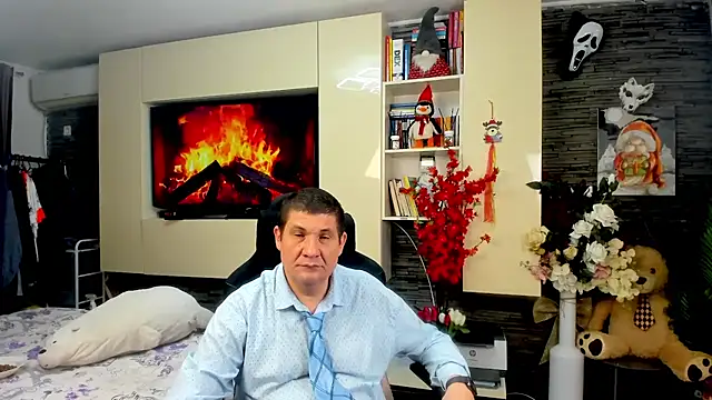 SpartacusDaddy48n Live XXX chat