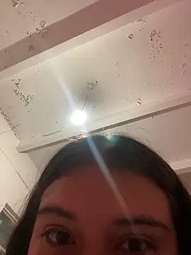 Maya_Manes élő XXX-chatje