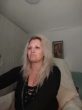 Chat XXX ao vivo de Divineblond