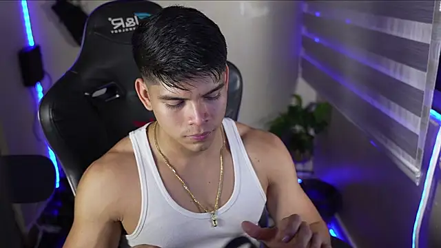 David_capizzi_: απευθείας συνομιλία ΧΧΧ