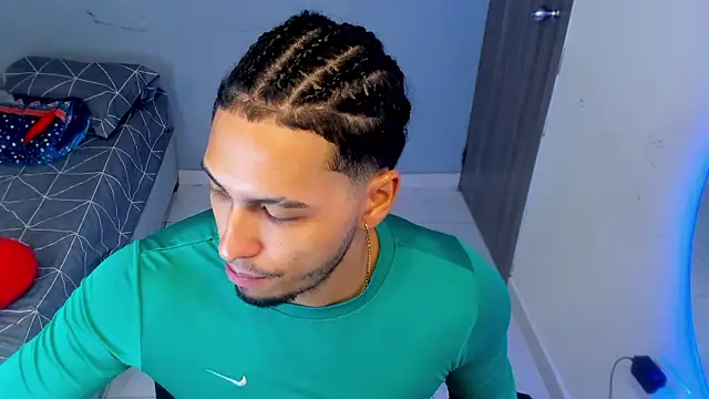 XXX chat uživo modela Kris_Khalifa69