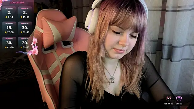 KristiBloom 라이브 XXX 채팅