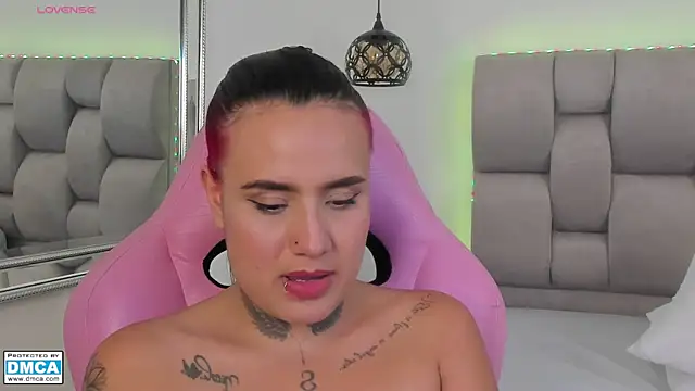 Susan-Sweet-7のライブXXXチャット