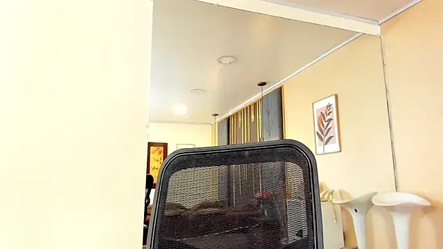 OliviGrace 即時 XXX 聊天