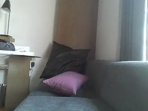 XXX chat uživo modela rarindam17