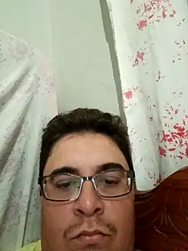 Edsondsos: διαδικτυακό σόου στην κάμερα