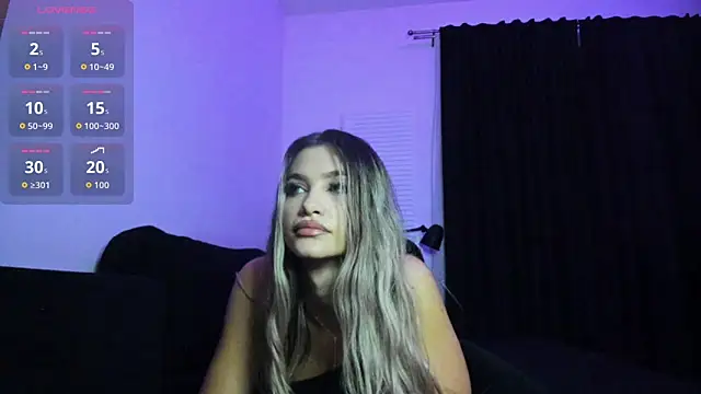 Živý XXX chat evelynvlove