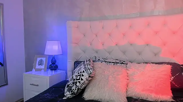 Ivi_jones_ Live XXX-Chat