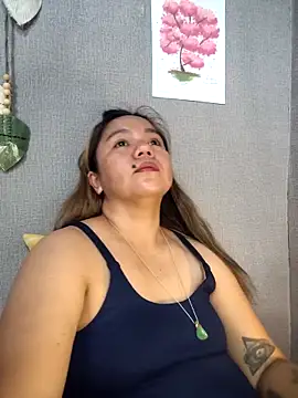 ambersmile élő XXX-chatje