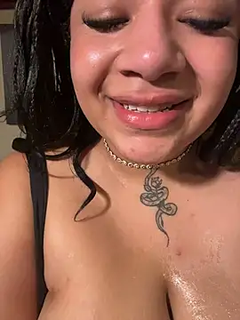 SashaLiciosa_のライブXXXチャット