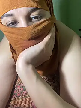 Pertunjukan Kamera Web SaraChouchou