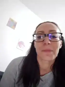 Astrid3のライブXXXチャット