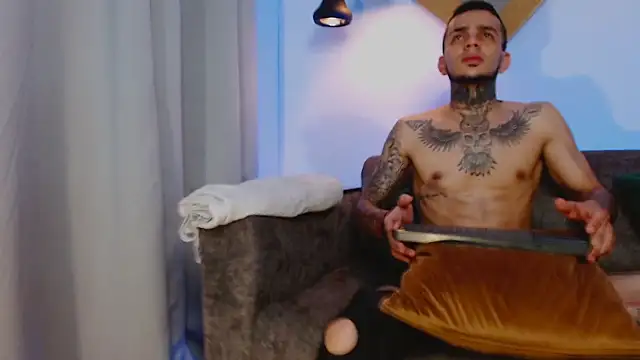 Webkamerová show DominicParkerr