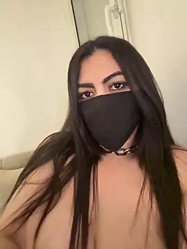 Hot-Sarah-arab Webcam-Show