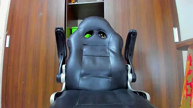 Dreamastercum_ – webcam-show