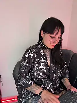 Ravenna666_ Live XXX Chat