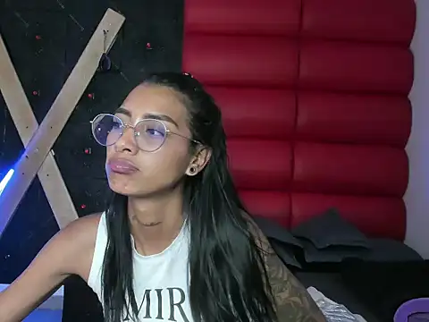 KarlaSlutSkinny__ Live XXX Chat