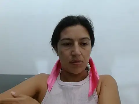 SarahFriendly Adlı Modelin Canlı XXX Sohbeti