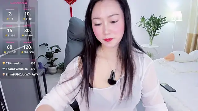 Wan-Yun-520 在線直播表演