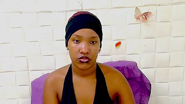 EroticSexyPrada Chat XXX live