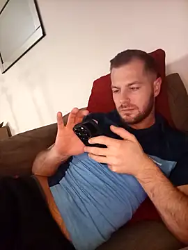 Chat XXX en directo de THE_CHEEKY_ALPHA