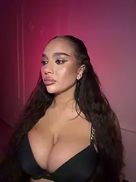 CardiSweetBaby's Live XXX Chat