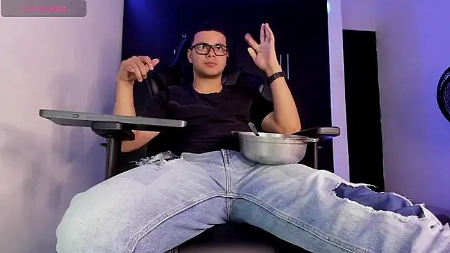 Liam_Mateo 网络视讯表演