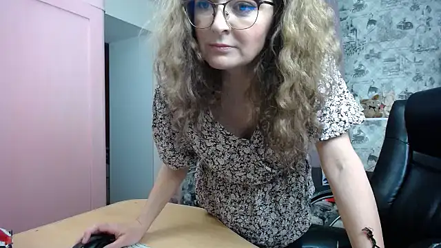 Helen1974's Webcam Show