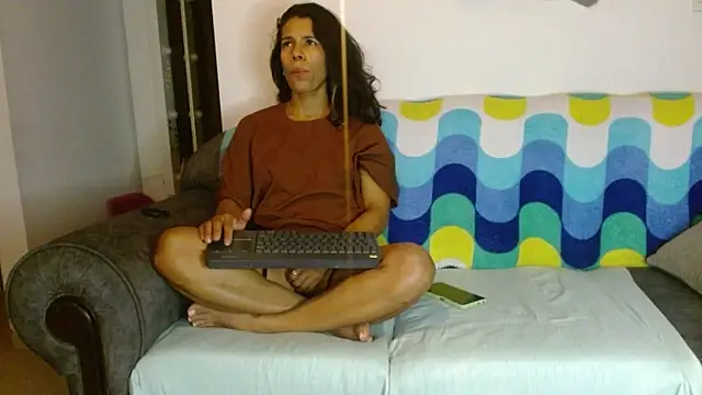 violeta_aniston 即時 XXX 聊天