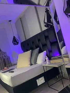 Blue_Angell 即時 XXX 聊天