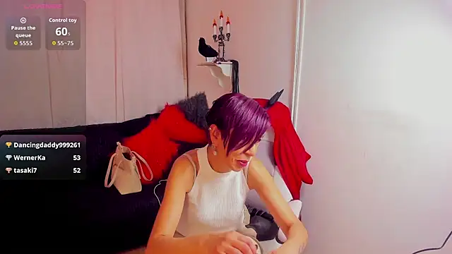 Trinityy__のライブXXXチャット