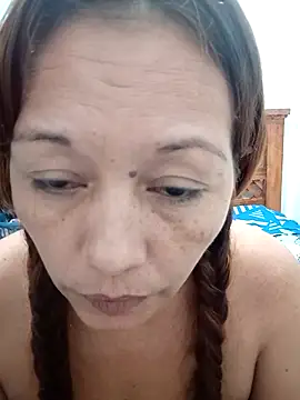 marinita13 即時 XXX 聊天