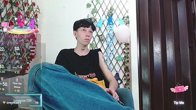 LiamBrown09 即時 XXX 聊天