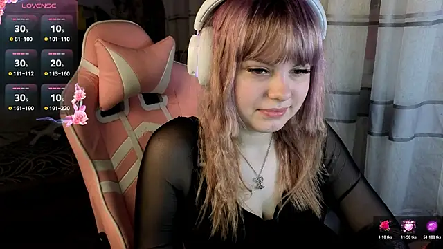 KristiBloom Adlı Modelin Canlı XXX Sohbeti