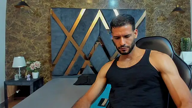 Jacob_Benelli Chat XXX live