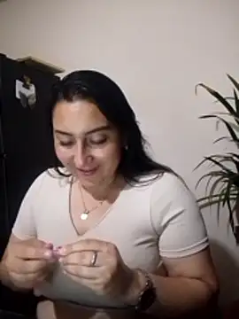 Valeria_montana_ 即時 XXX 聊天