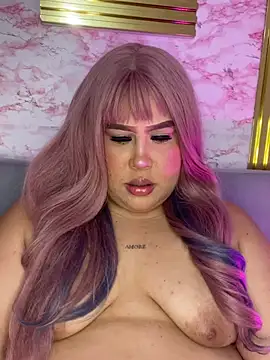 Chat XXX en directo de Mia_Carters