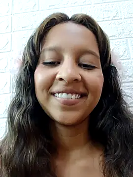 naty_18 即時 XXX 聊天