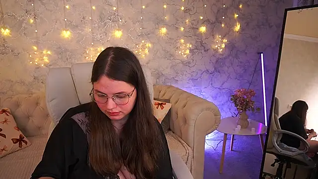 SophieDreamss: онлайн-секс-чат