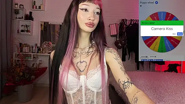 Marcellean's Webcam Show